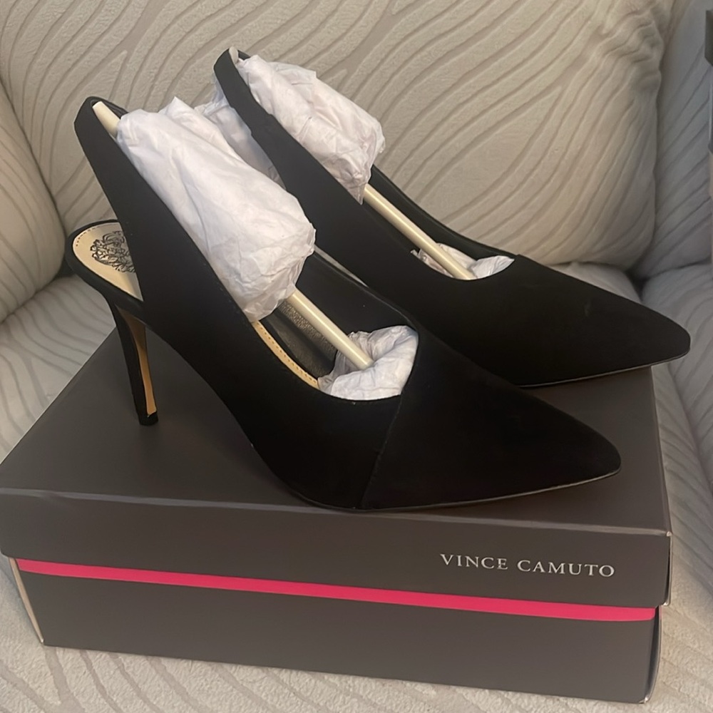 Vince Camuto AMPERETA Pump Black Suede Pointed Toe Sling Back dress Pumps 7,5 US - Picture 3 of 9